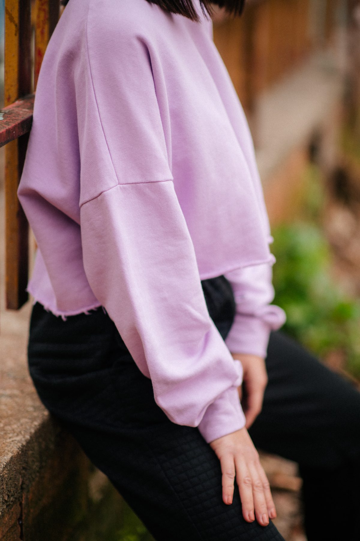 Sweatshirt Crop Top purple color