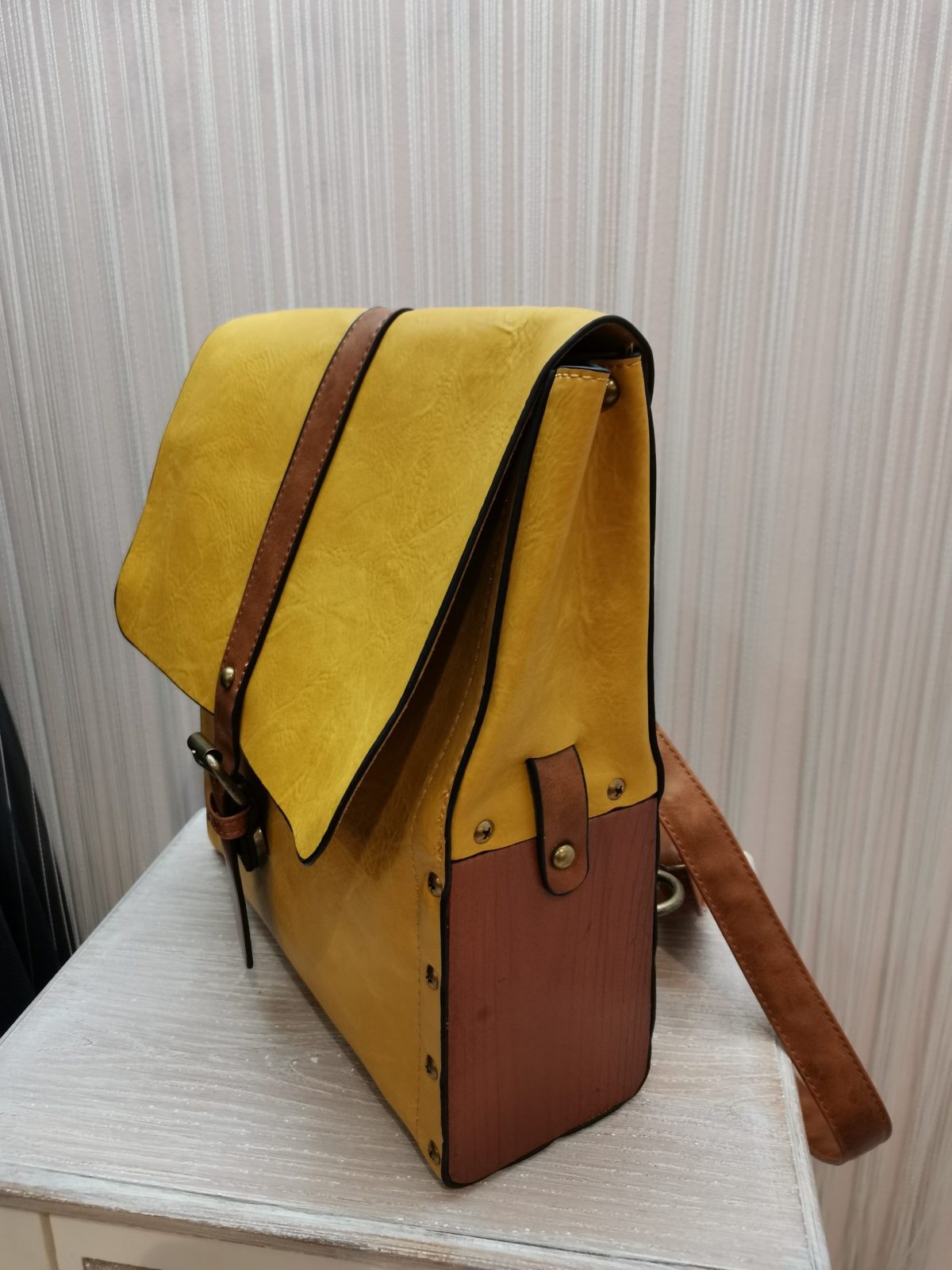Leatherette Backpack ocher