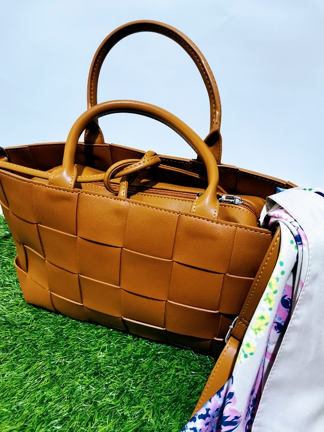 Handbag with Strap tan