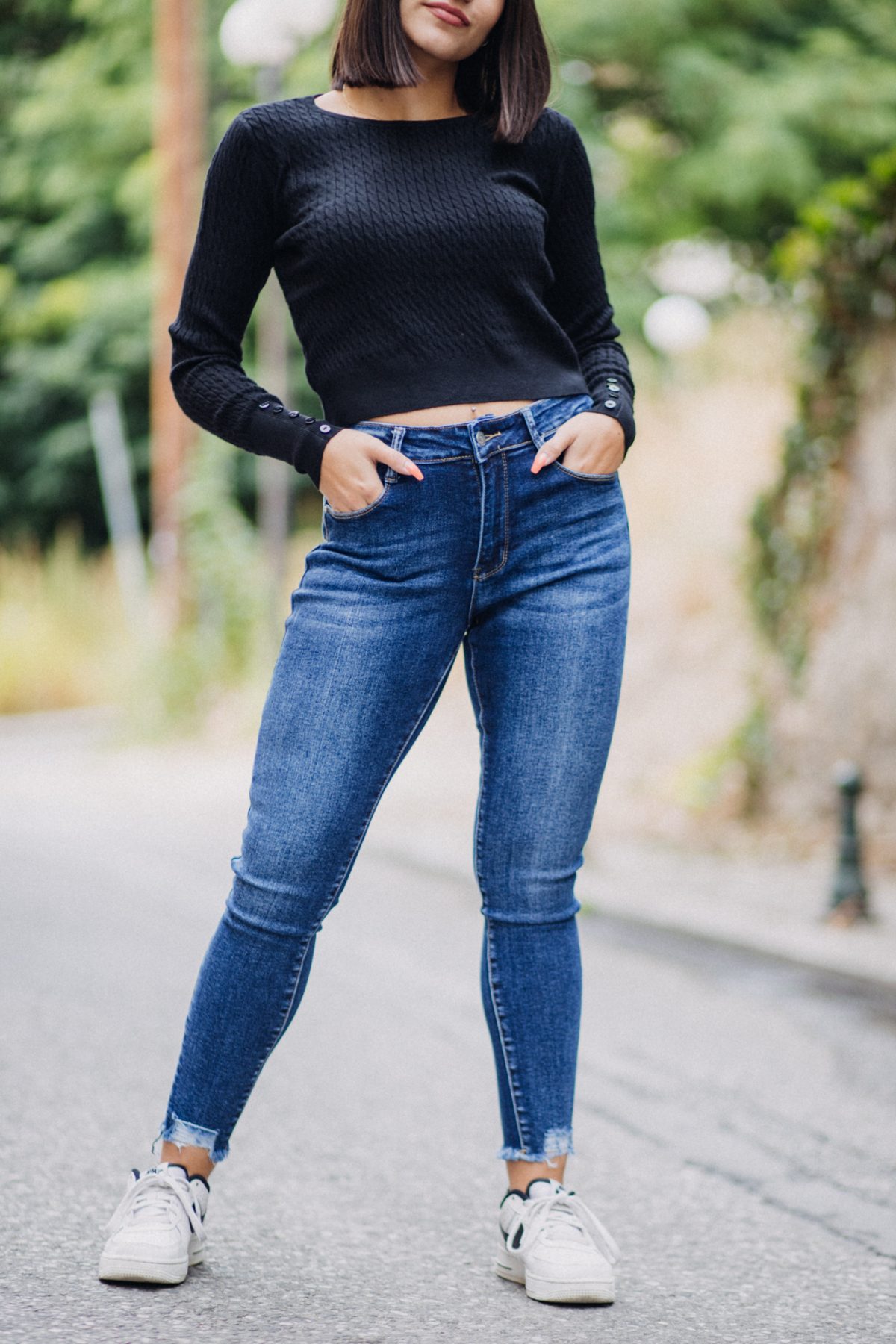 High-waisted skinny jean