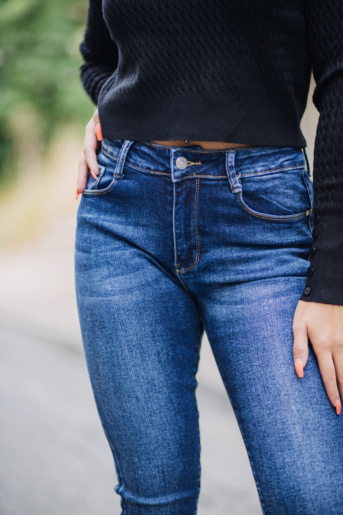 High-waisted skinny jean