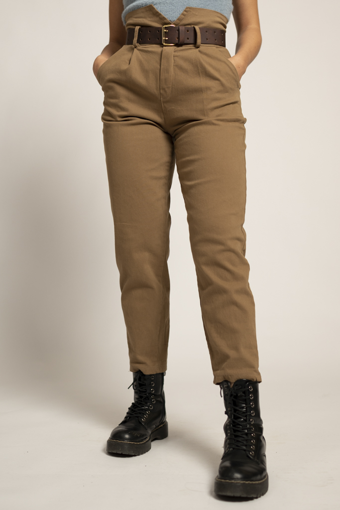 High-waisted brown pants