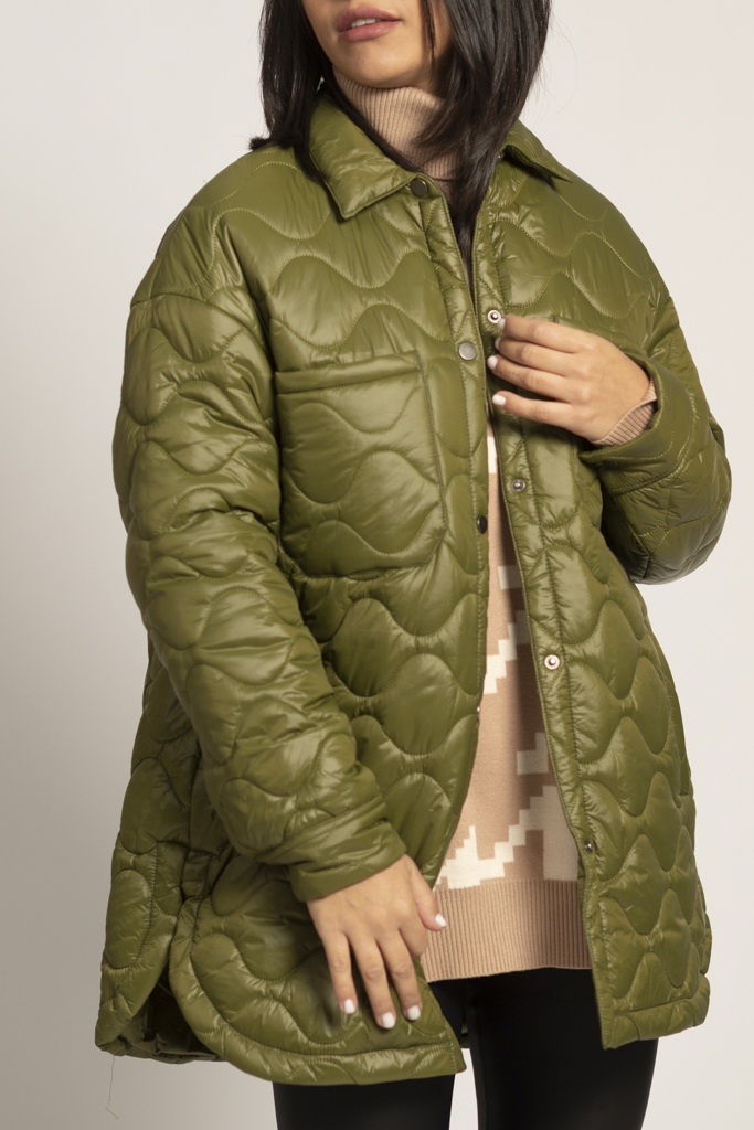 Quilted jacket with pockets in khaki