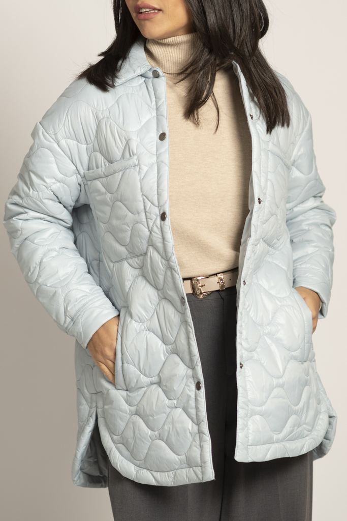 Quilted jacket with pockets in light blue