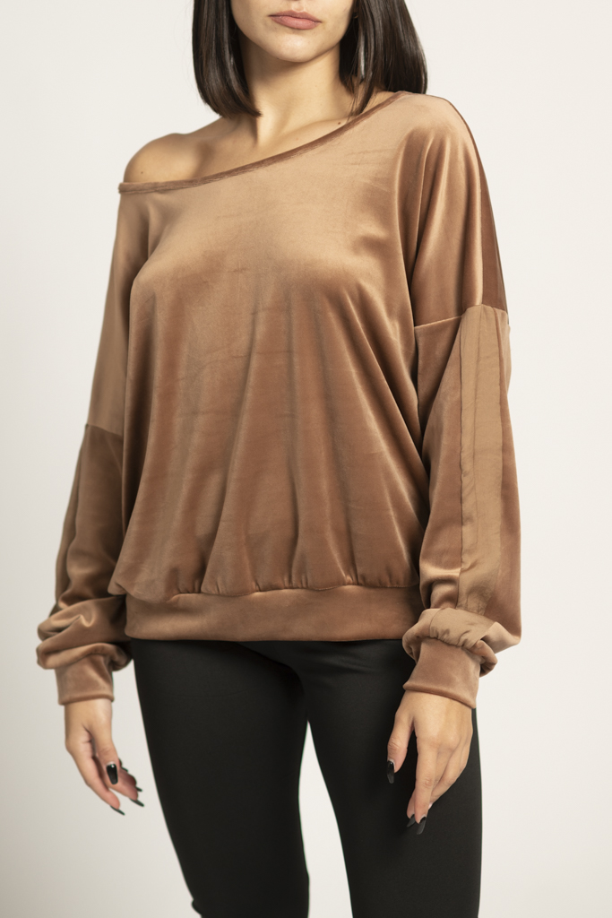 Velvet sweatshirt in brown
