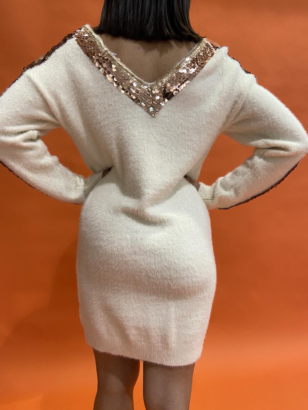 Knitted dress with frosting