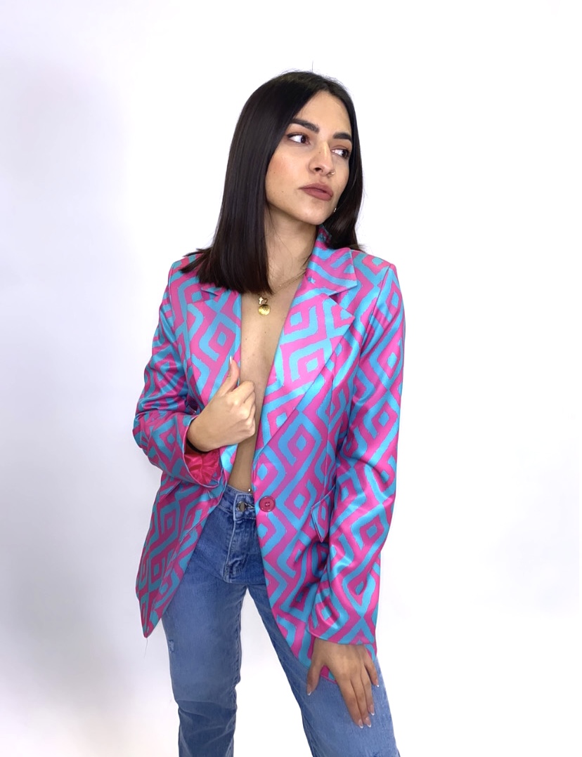 Satin narrow line jacket with geometric patterns in purple and blue shades