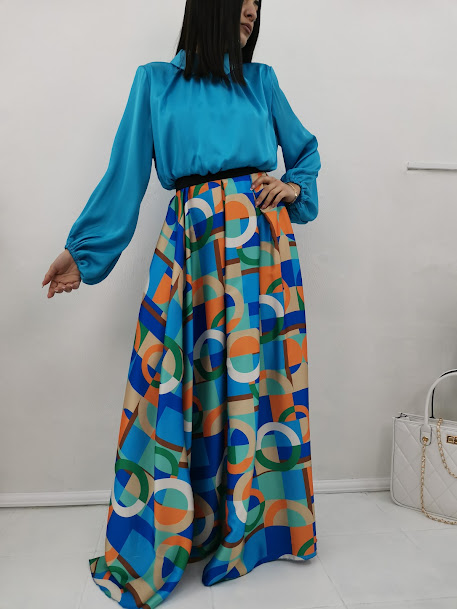 Satin maxi multicolor skirt