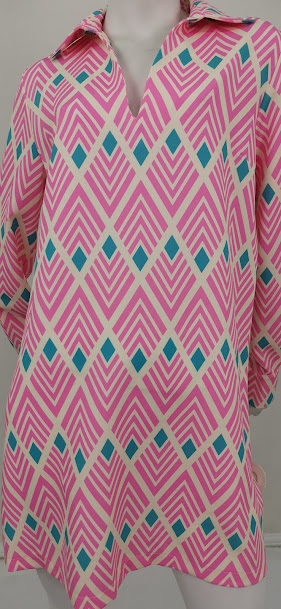 Ροζ μπλουζοφόρεμα με μακρύ μανίκι και γεωμετρικά σχέδια