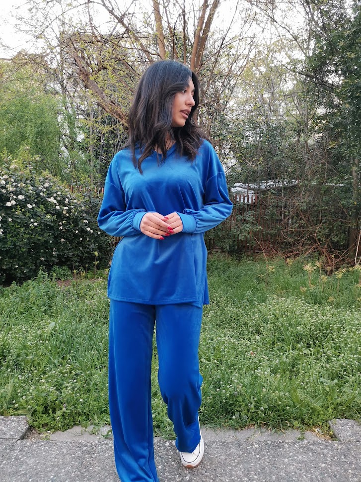 Velvet suit set in blue